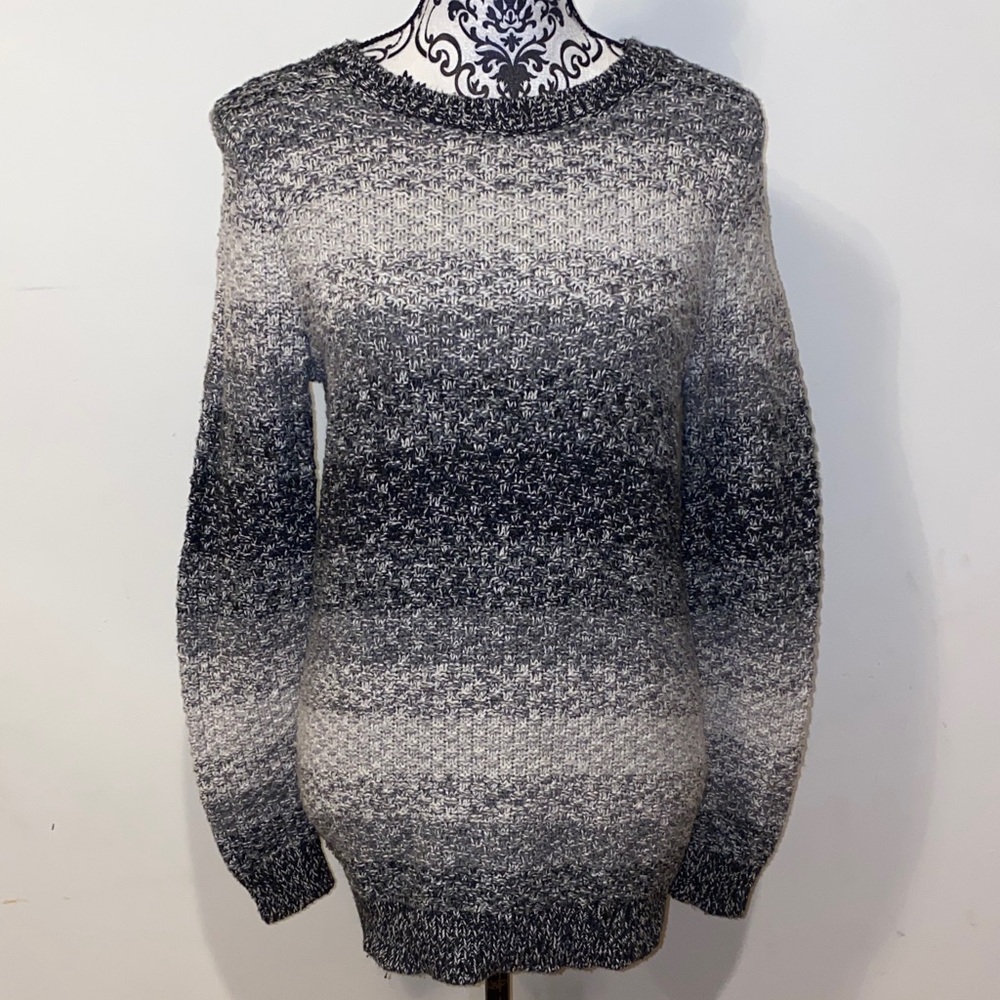 3/$60 LOFT Black & Gray Ombre Women's Long Sleeve Sweater Size Small I